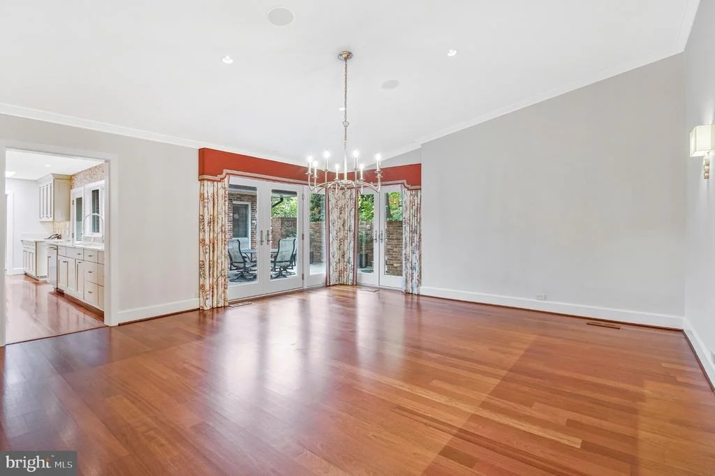Photo of 1753 ARMY NAVY DRIVE