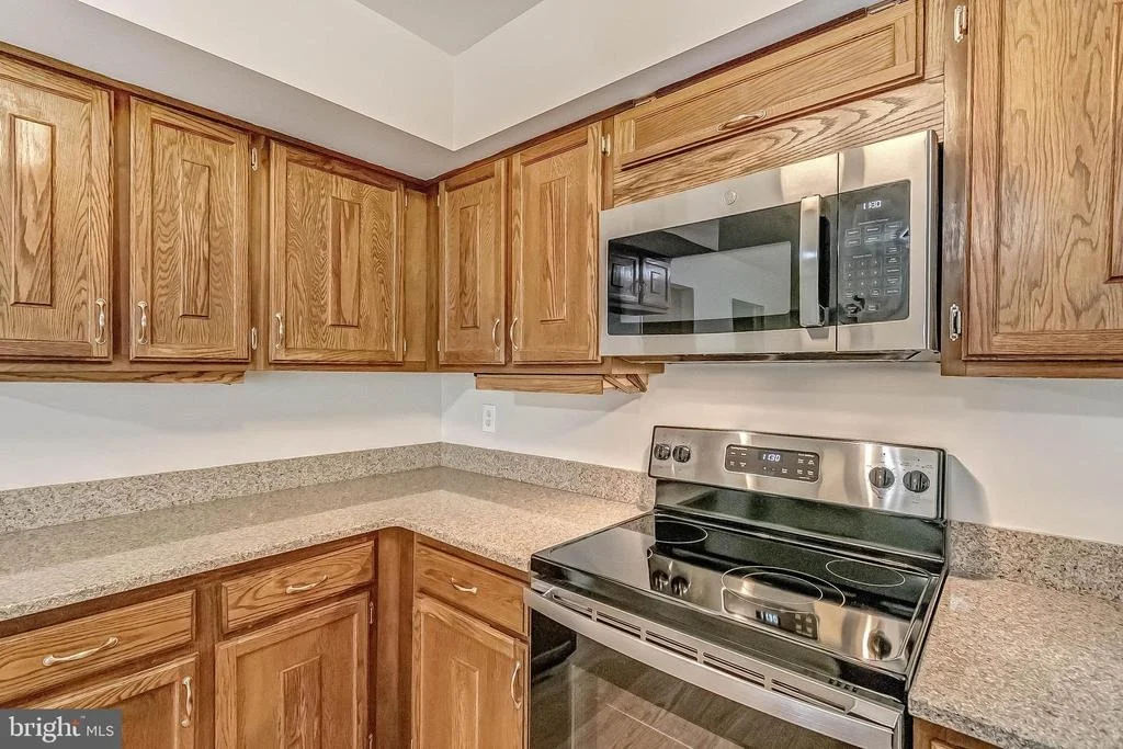 Photo of 13416 HATHAWAY DRIVE