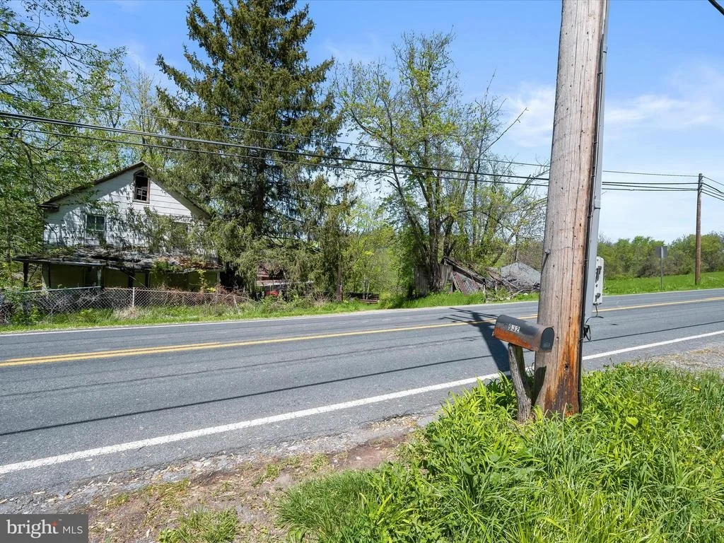 Photo of 932 OLD MANCHESTER ROAD
