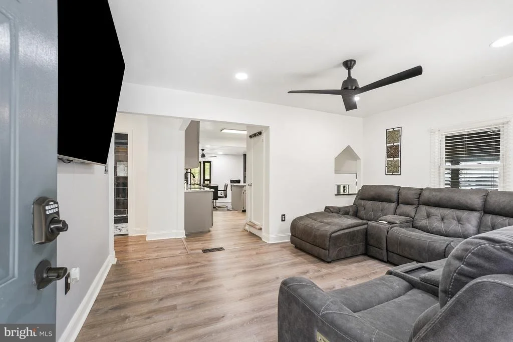 Photo of 4313 IVY GLEN ROAD