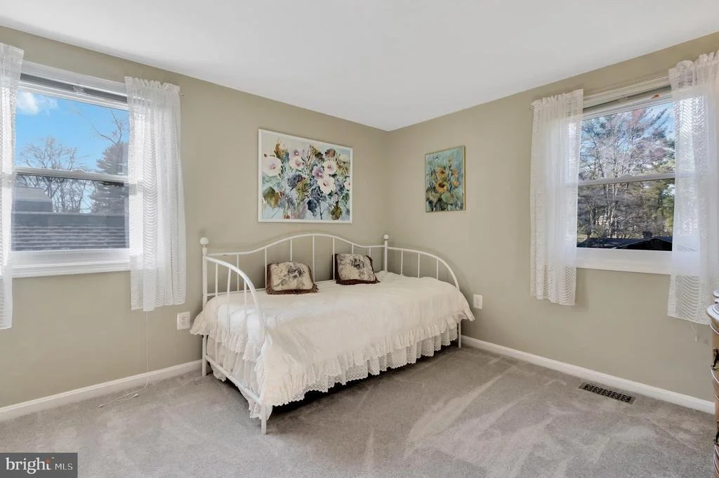 Photo of 13929 BETHPAGE LANE