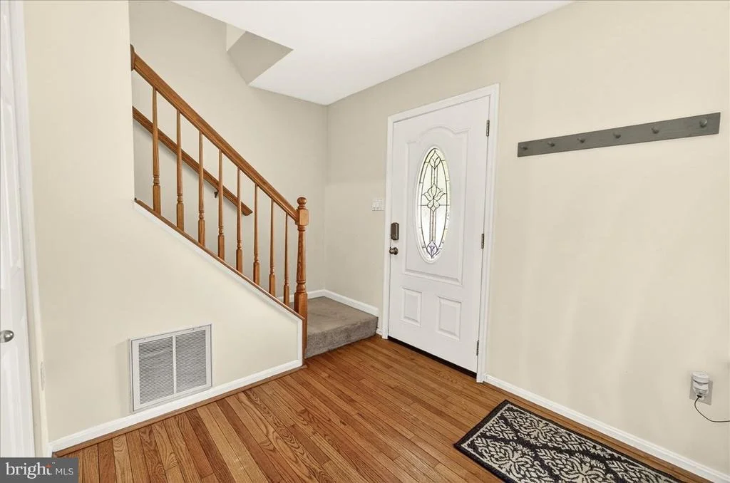 Photo of 3847 HOLLY DRIVE