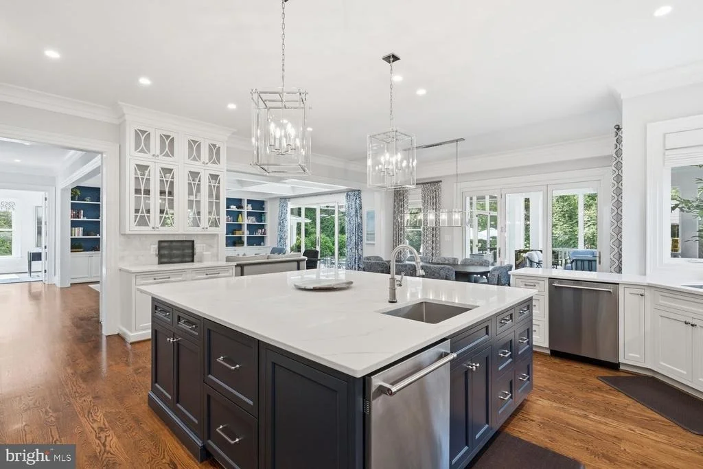 Photo of 6909 ARBOR LANE