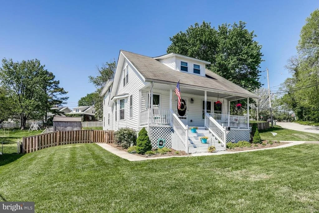 Photo of 2 HOLMES AVENUE