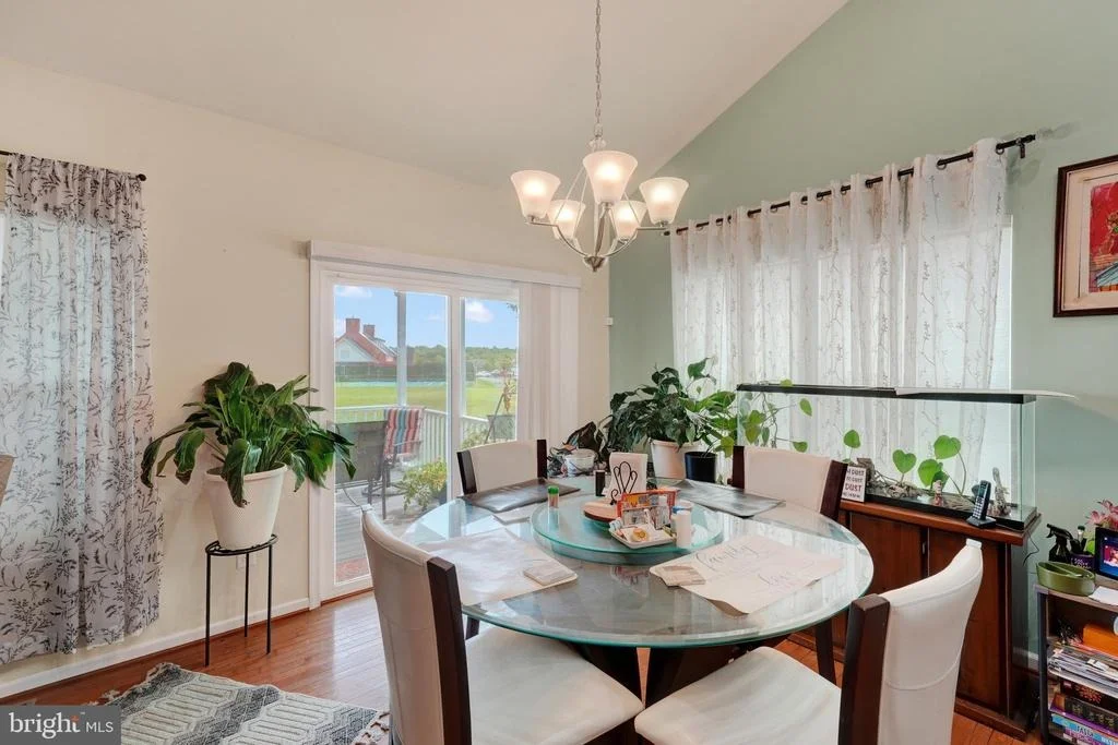 Photo of 535 STONEHAVEN DRIVE