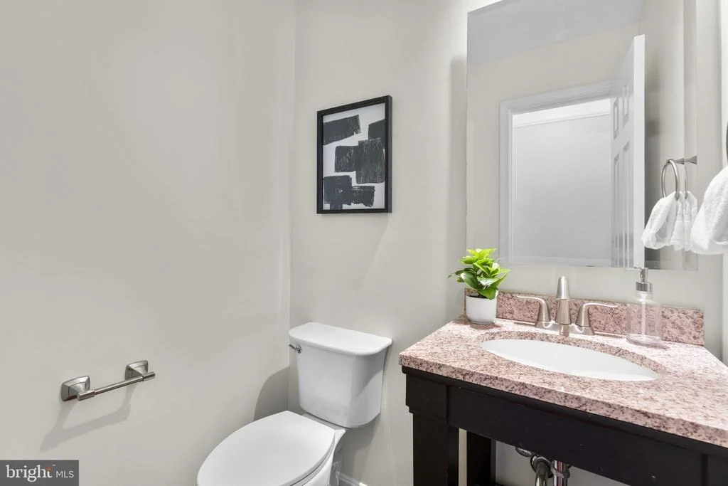 Photo of 8525 TRAIL VIEW DRIVE