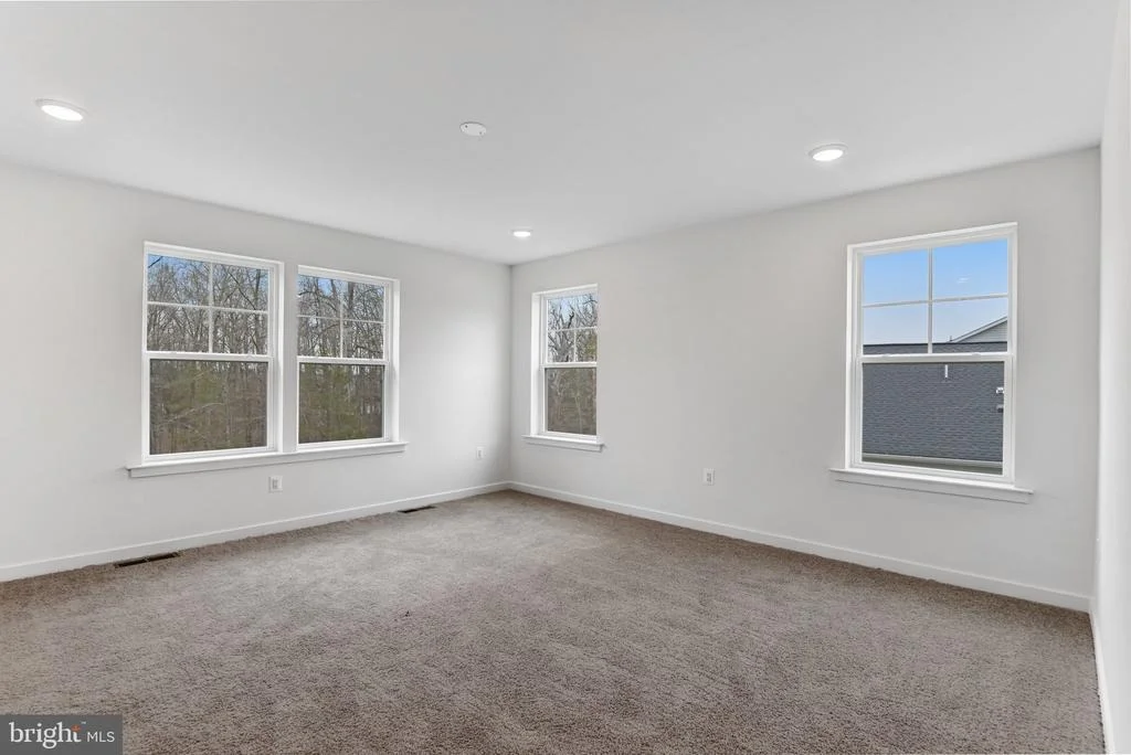Photo of 2063 SPRINGVALE DRIVE