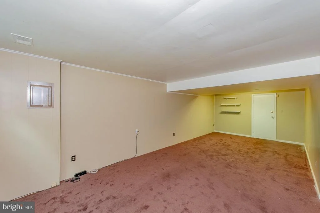 Photo of 9711 WINANDS ROAD
