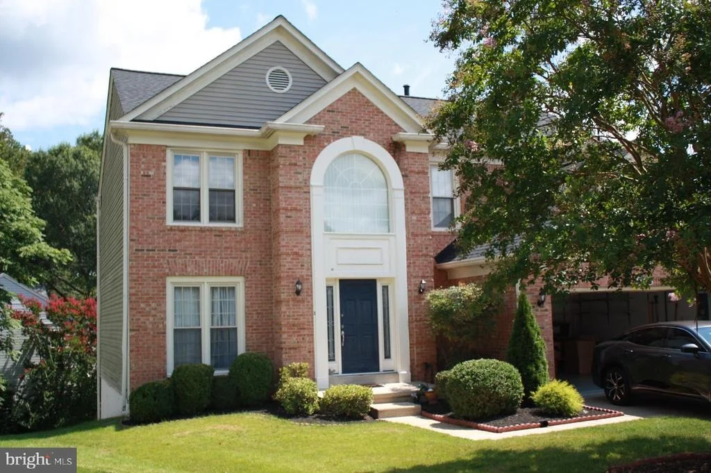 Photo of 8606 COMPASS COURT