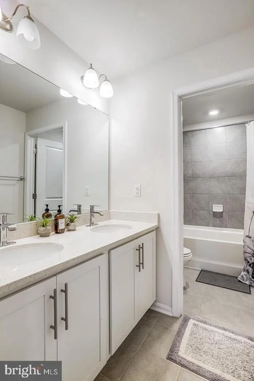Photo of 504 CARROLL WALK AVE
