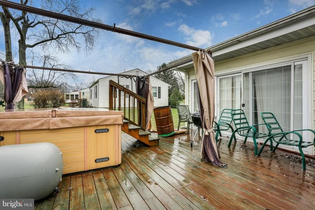 Photo of 927 WATERS AVENUE