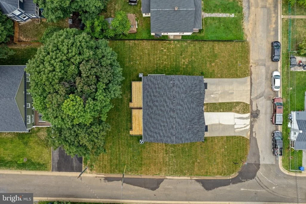 Photo of 231 MOSBY LANE