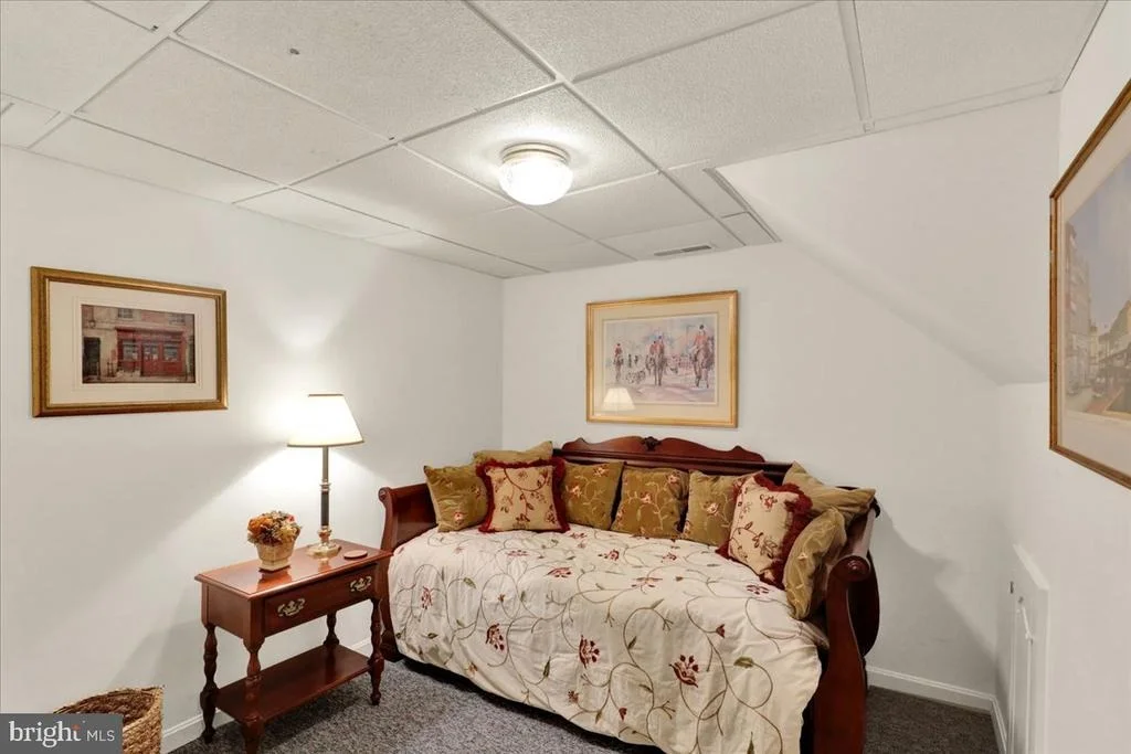 Photo of 225 LOGAN AVENUE