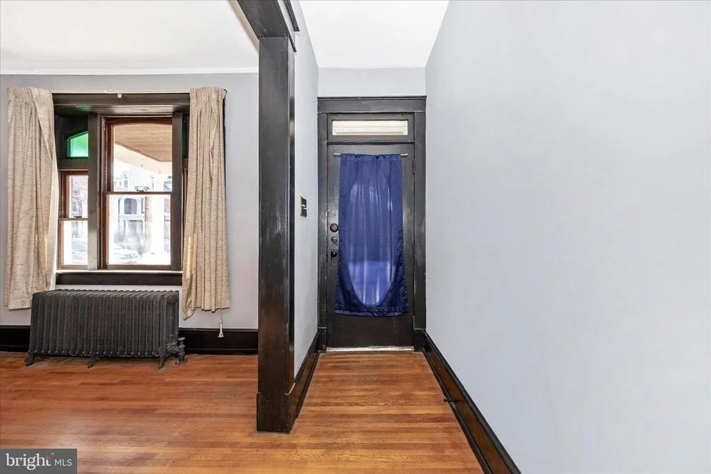 Photo of 519 SUMMIT AVENUE