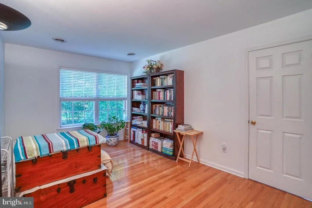 Photo of 305 PEBBLE VALLEY PLACE