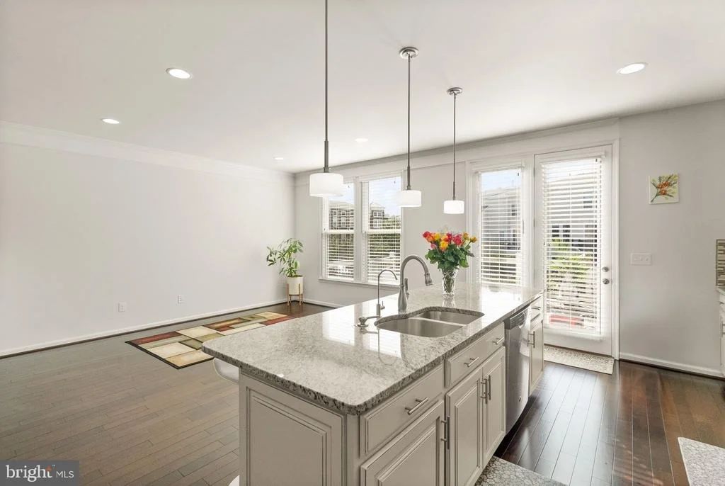 Photo of 23491 EPPERSON SQUARE