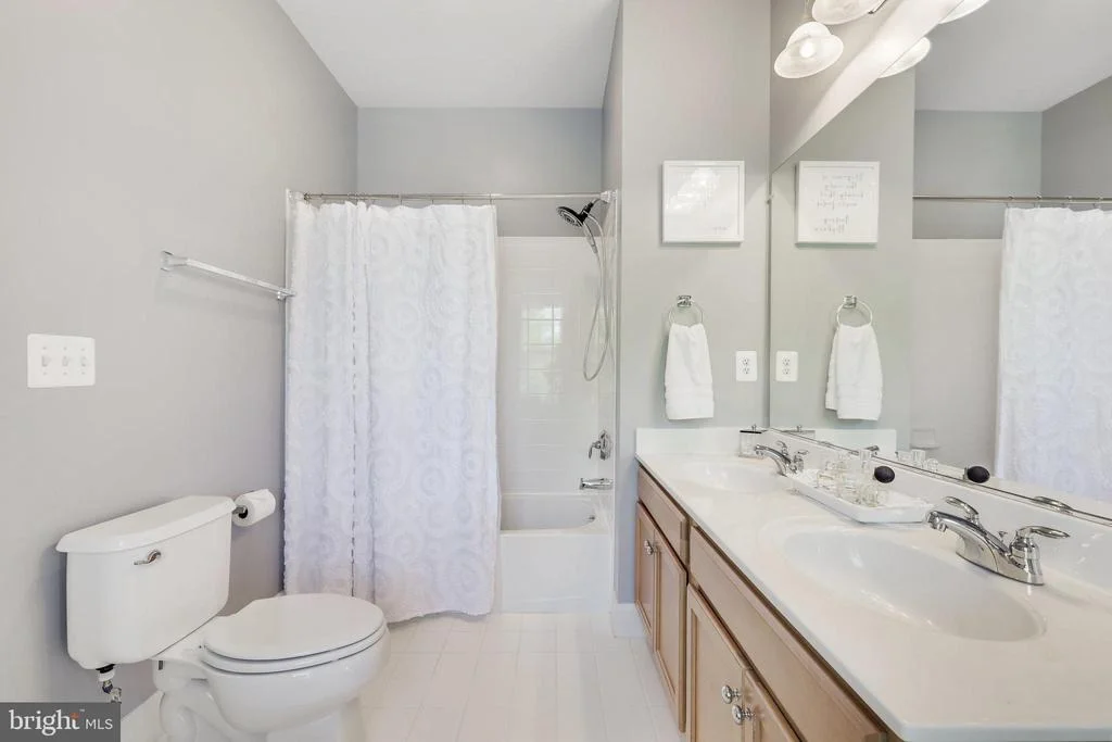 Photo of 22357 HARRIER LANE