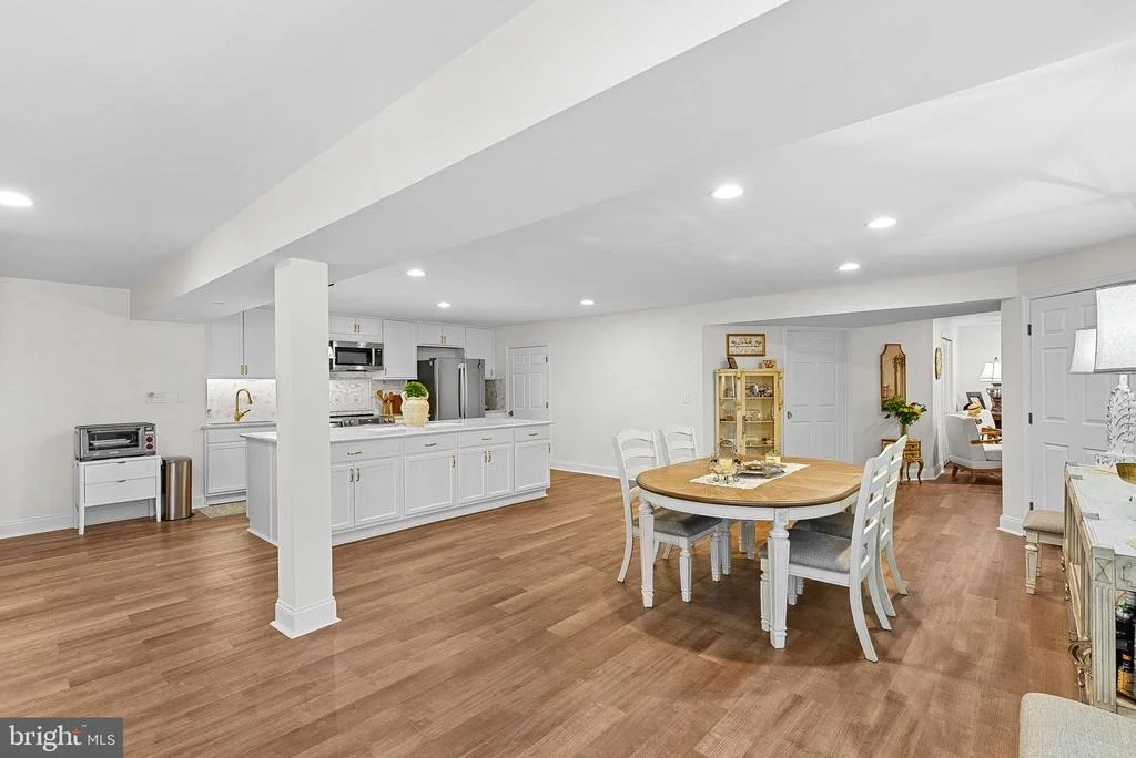 Photo of 15064 BARLOW DRIVE