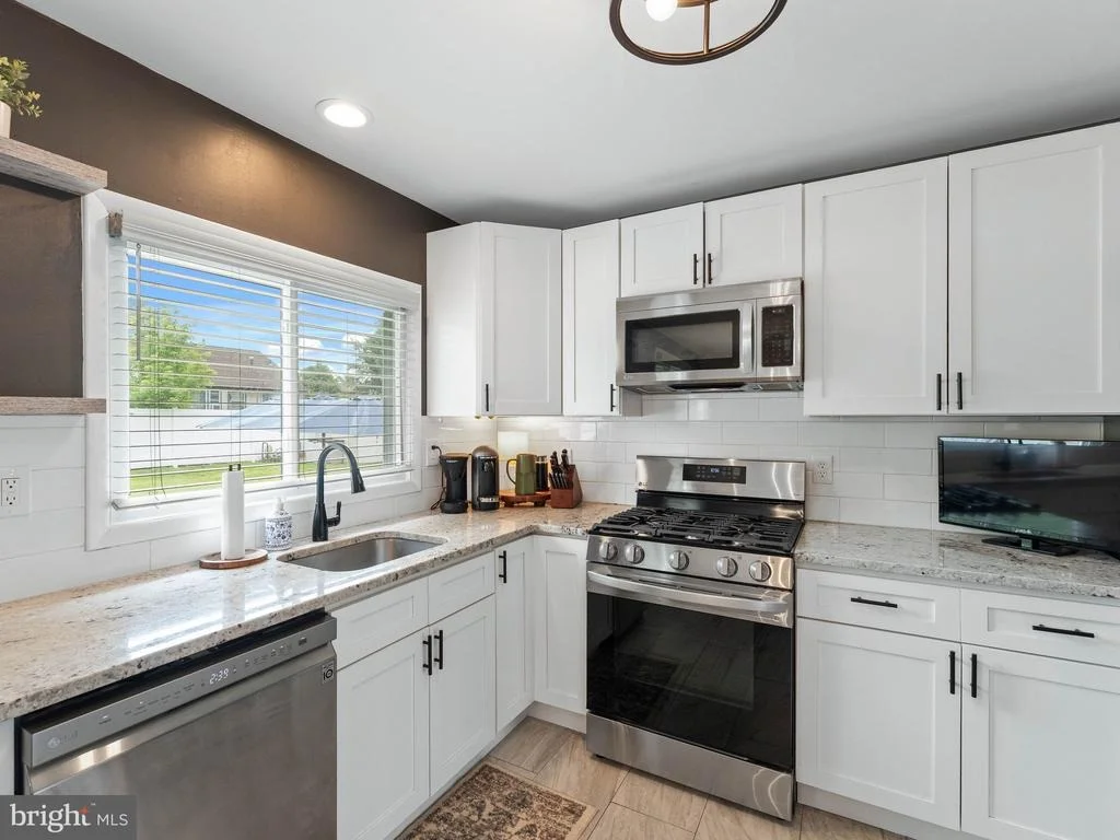 Photo of 52 LONGWOOD DRIVE