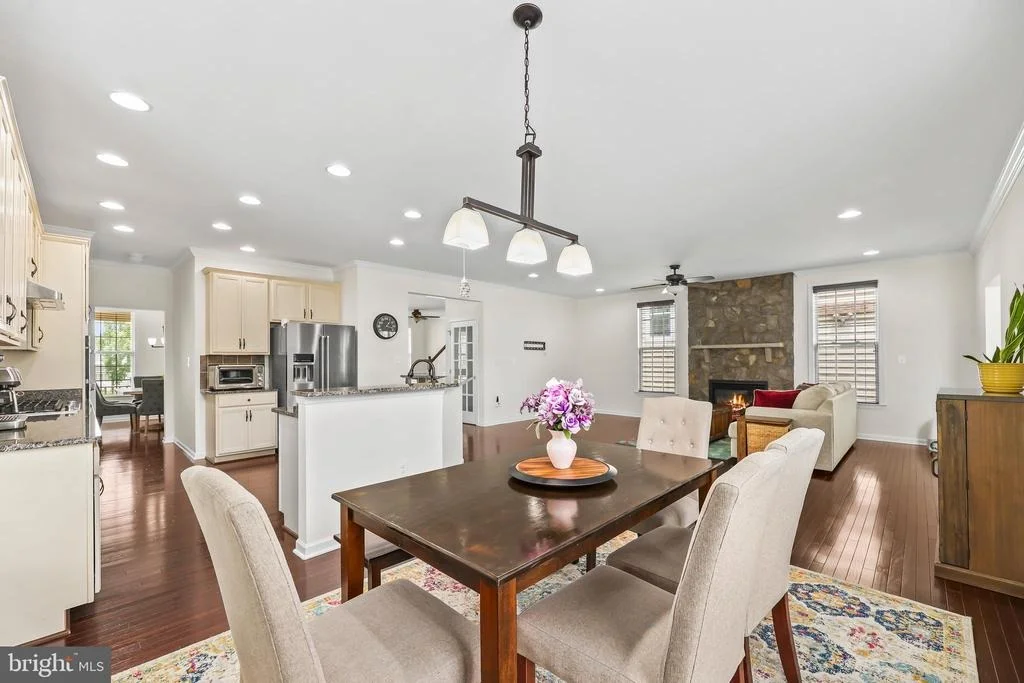 Photo of 43245 BARNSTEAD DRIVE