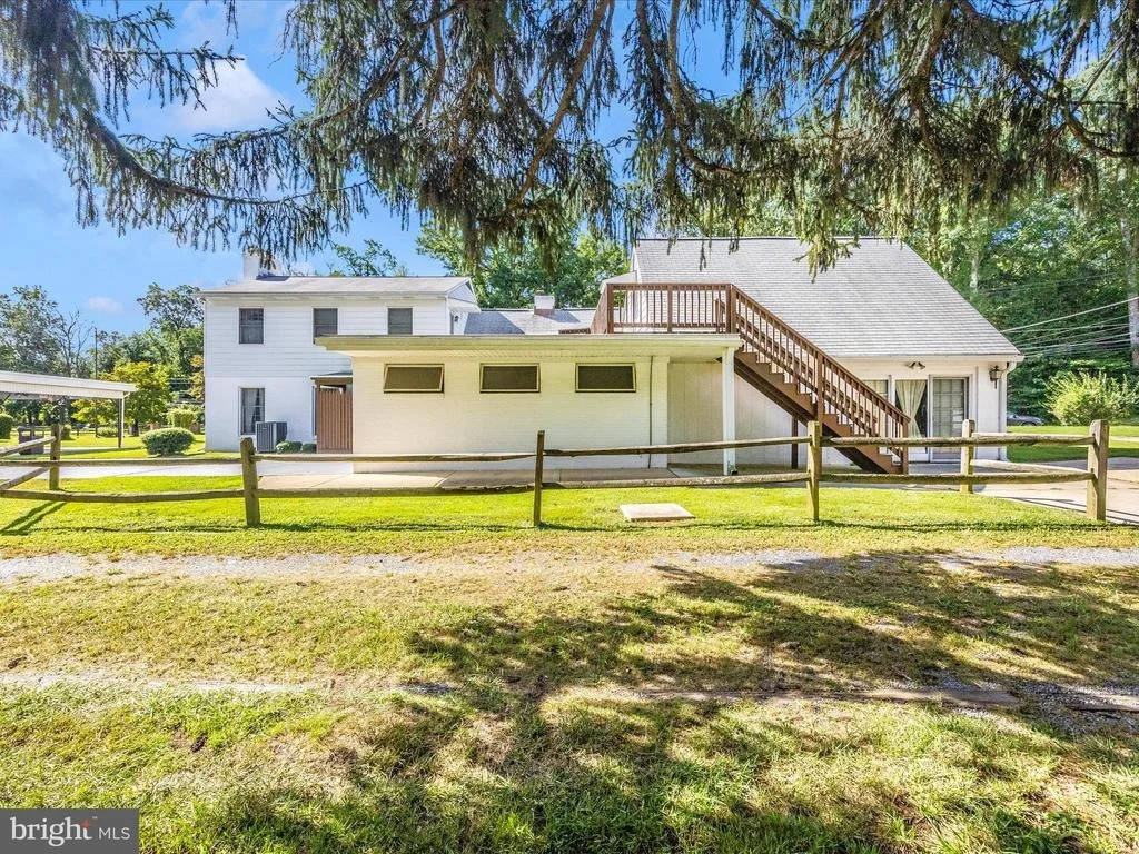Photo of 17515 DOCTOR BIRD ROAD