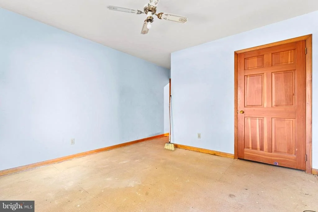 Photo of 323 MAIN