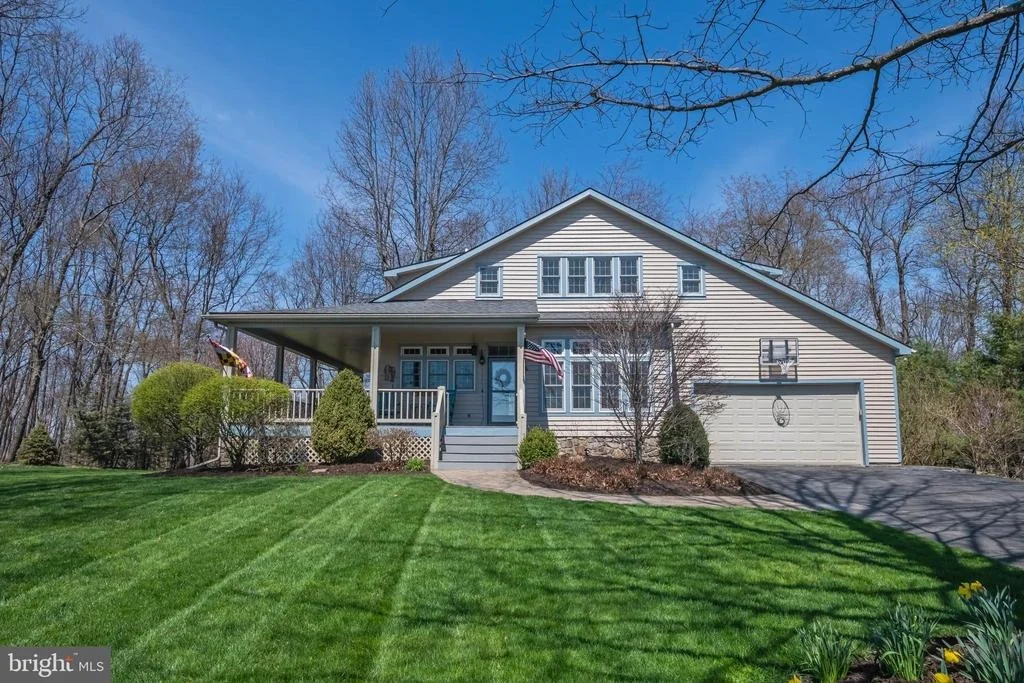 Photo of 726 SUNSET RIDGE DRIVE
