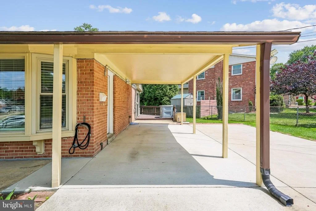 Photo of 2 FOXHALL COURT