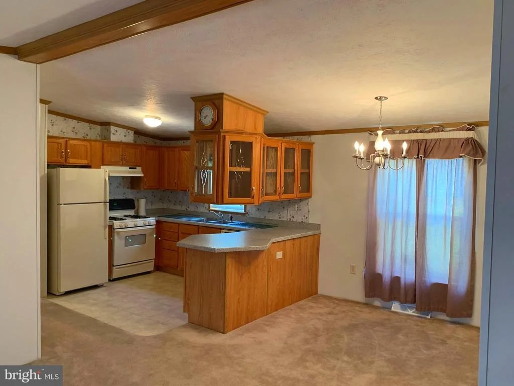Photo of 11919 HEATHER DRIVE