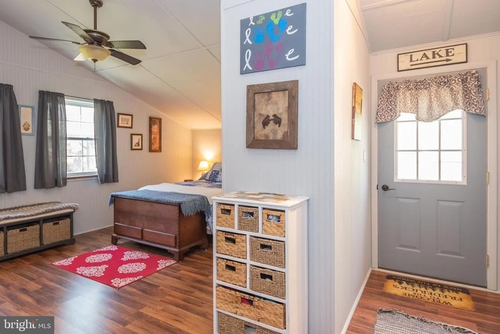 Photo of 245 OAK WAY ROAD