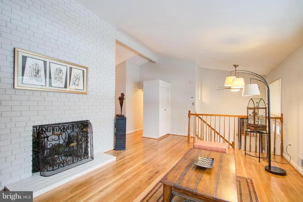Photo of 611 HILLSBORO DRIVE