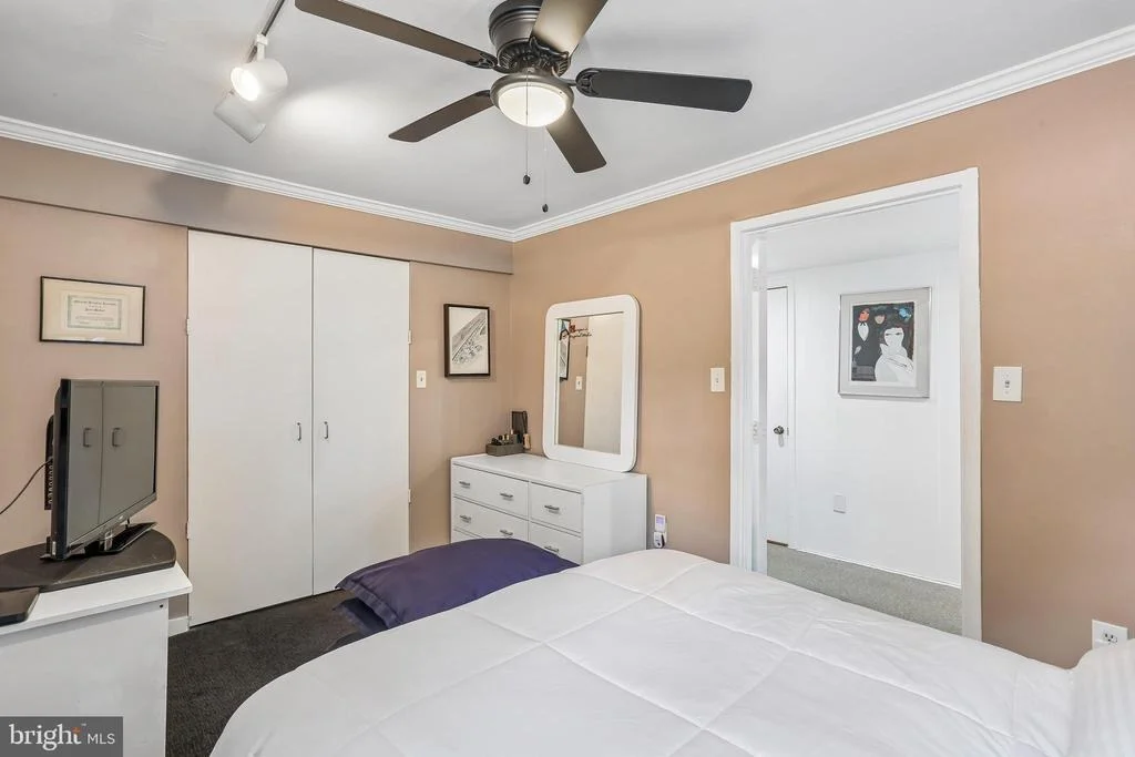 Photo of 2 FOXHALL COURT