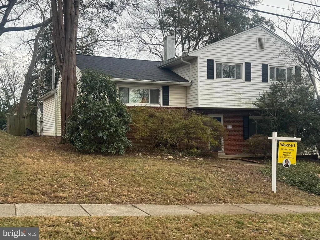 Photo of 8607 LANIER DRIVE