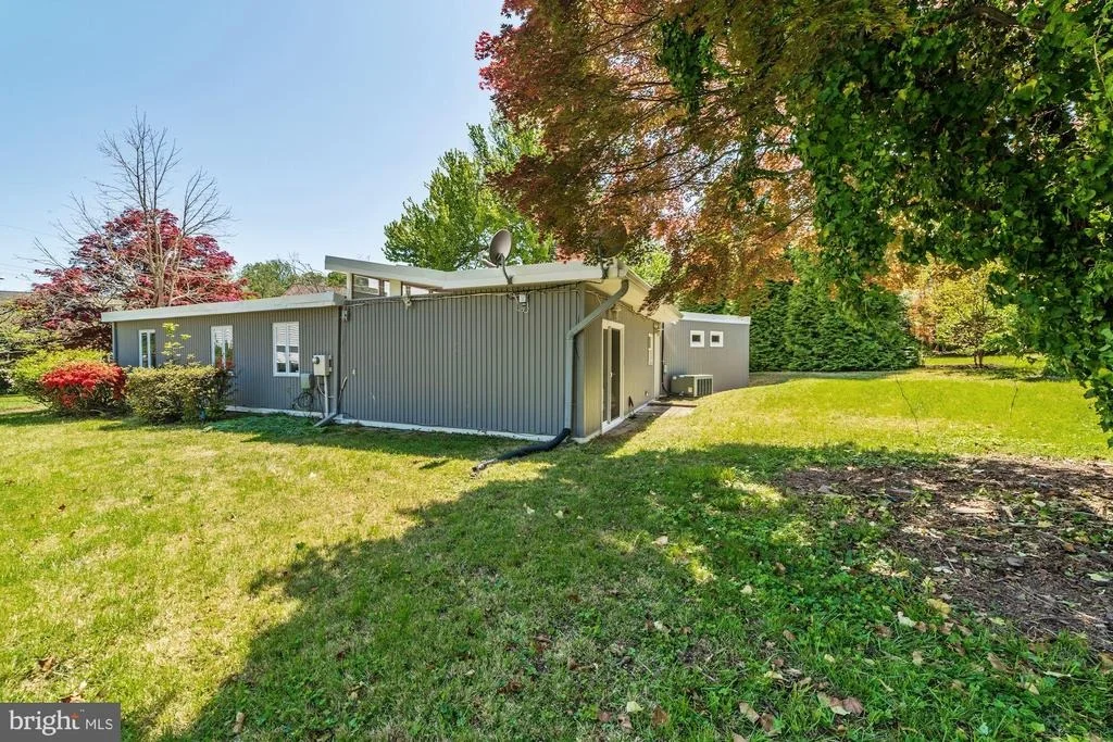 Photo of 7402 FRANKLIN ROAD
