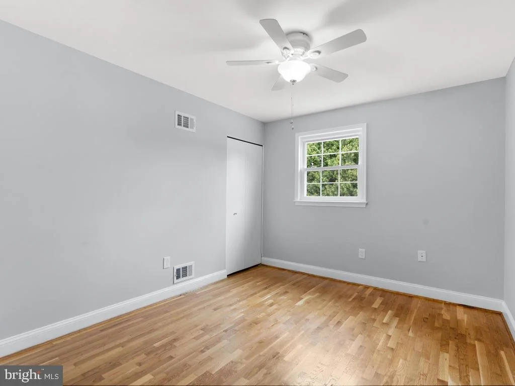 Photo of 15121 MIDDLEGATE ROAD