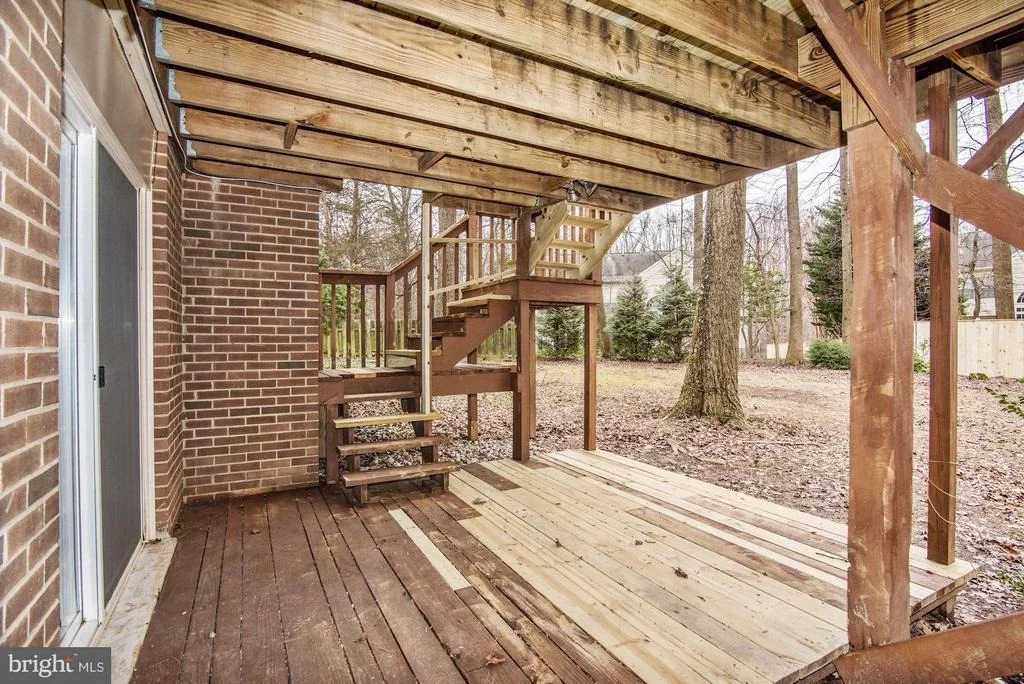 Photo of 104 STONEGATE DRIVE