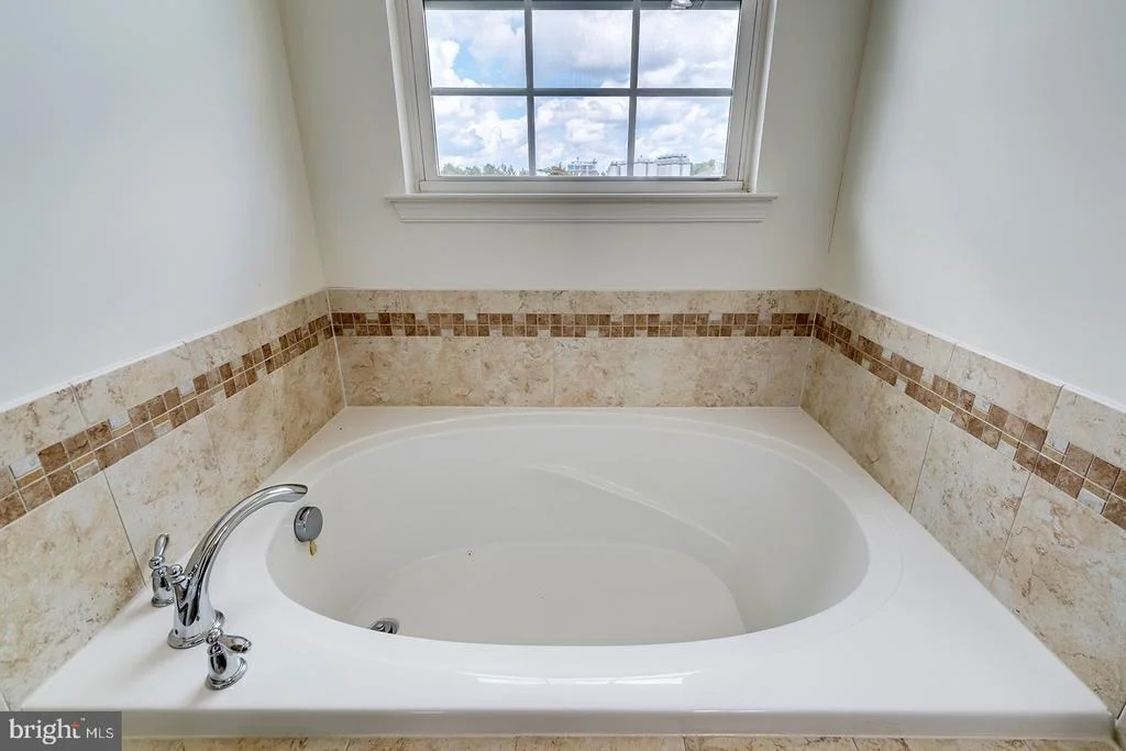 Photo of 327 CARLTON DRIVE
