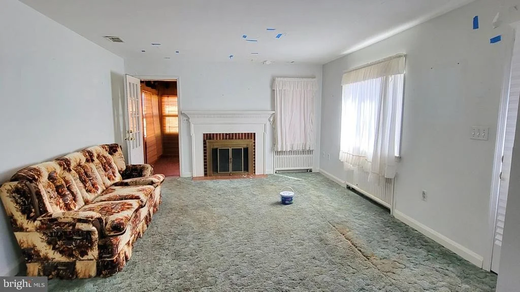Photo of 424 POOLE ROAD