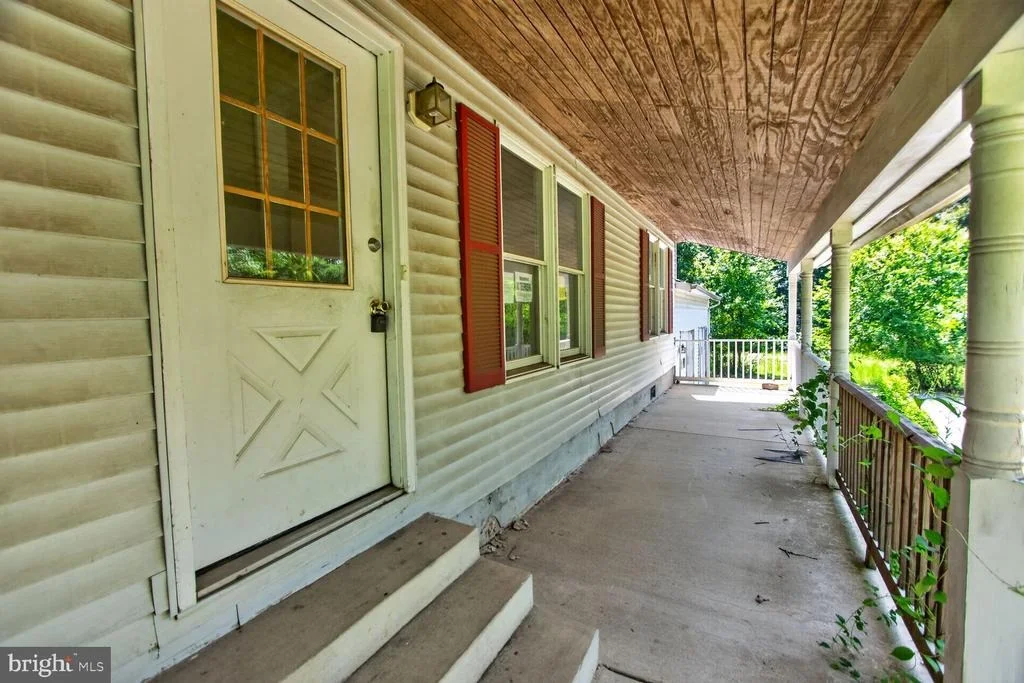 Photo of 15325 HOLLY GROVE ROAD