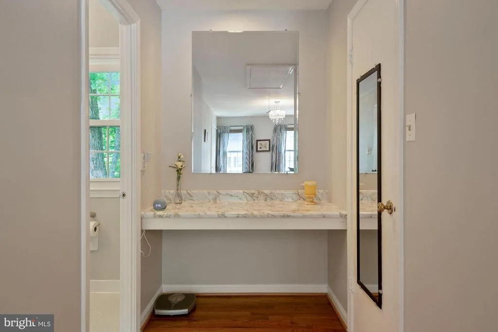 Photo of 9514 WALLINGFORD DRIVE