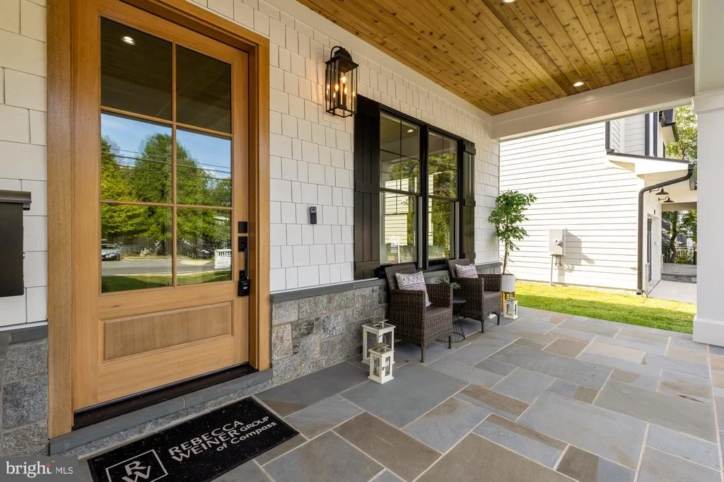 Photo of 9508 FOREST ROAD