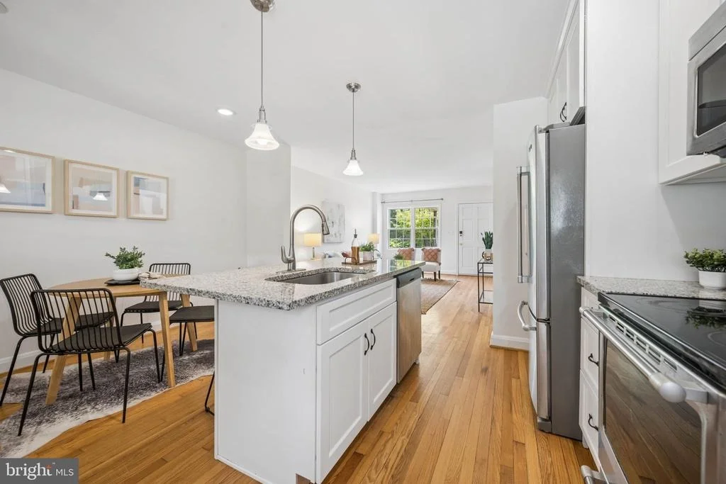Photo of 1432 REDFERN AVENUE