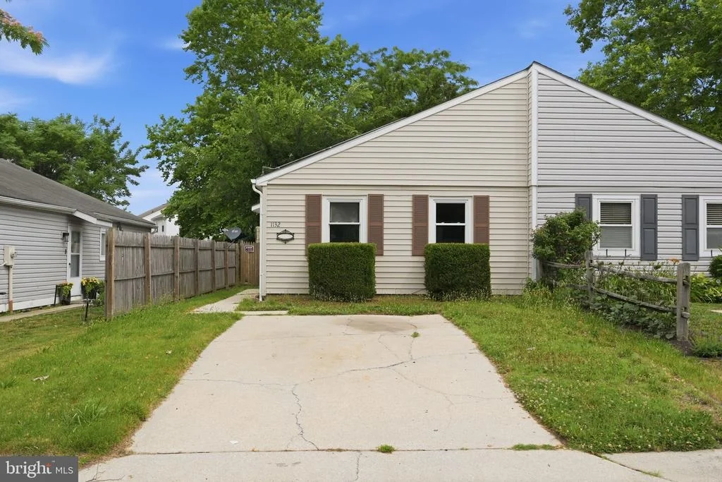 Photo of 1132 TYLER AVENUE