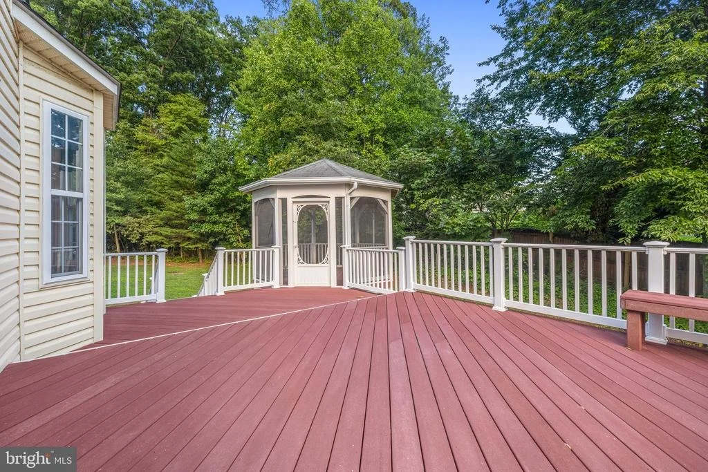 Photo of 17609 OVERLOOK ROAD
