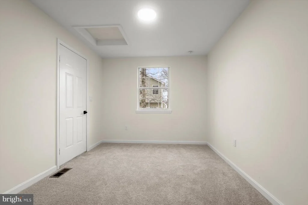 Photo of 1622 CHESAPEAKE DRIVE