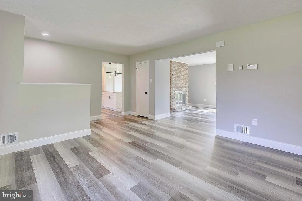 Photo of 318 OVERLOOK DRIVE