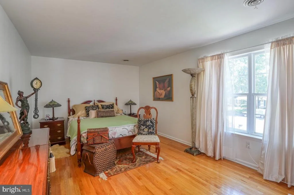 Photo of 305 PEBBLE VALLEY PLACE