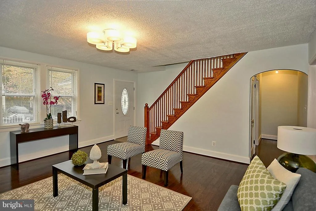 Photo of 4705 QUADRANT STREET