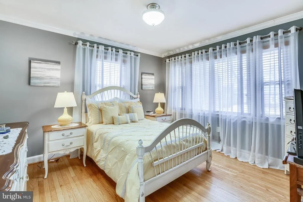 Photo of 8917 WALDEN ROAD