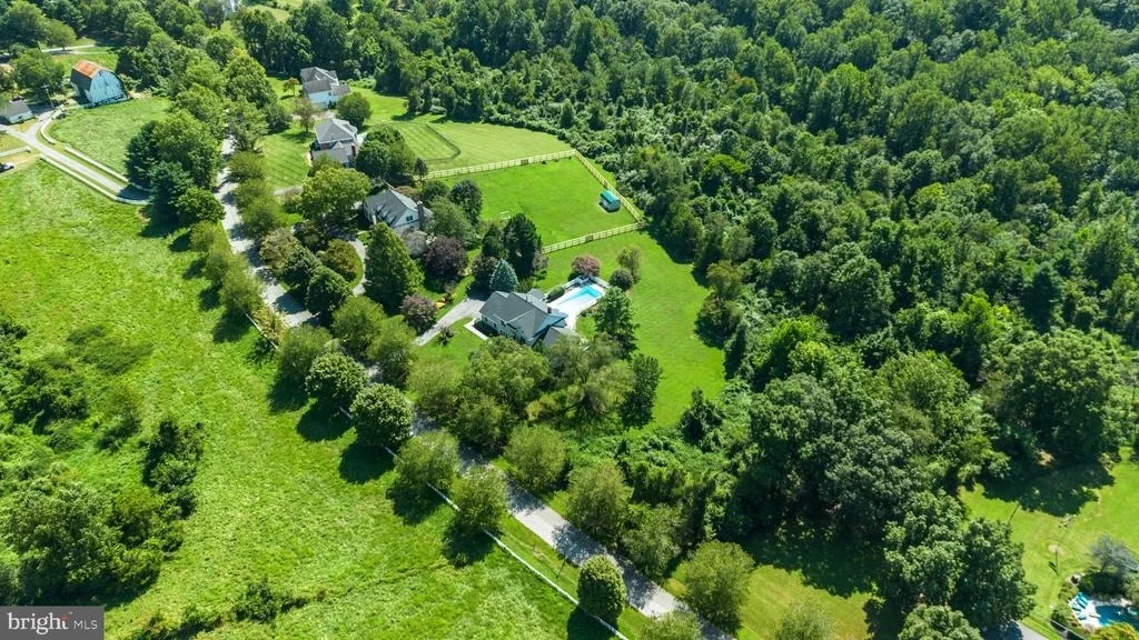 Photo of 2109 LINK ROAD
